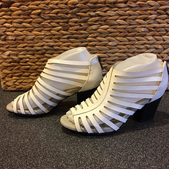 Easy Street | White Strappy Heels - Picture 1 of 8
